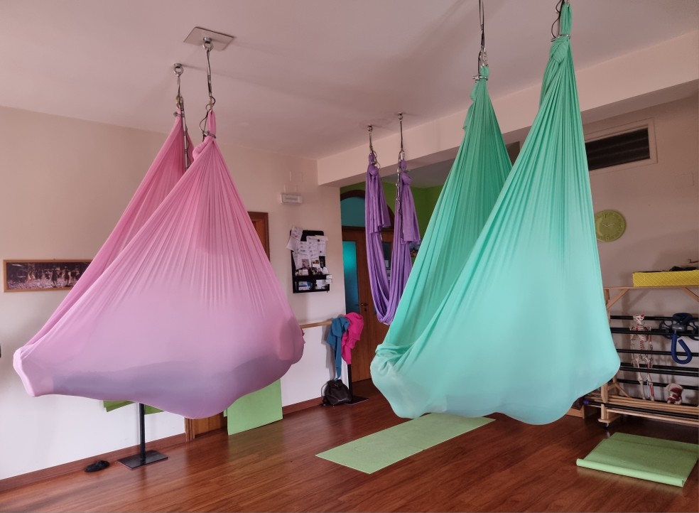 أرجوحة يوغا هوائية مقاس 1-9 مت - مراجعة Yoga Swing Aerial وسعره