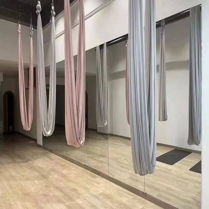 أرجوحة يوغا هوائية بطول 5 أمتا - مراجعة Yoga Swing Aerial وسعره