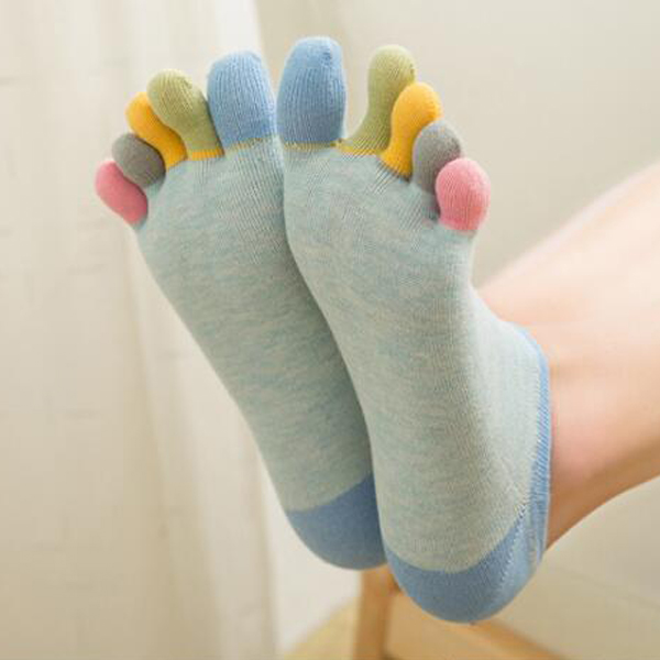 1/5 أزواج من الجوارب الرياضية  - مراجعة Yoga Toe Separator وسعره