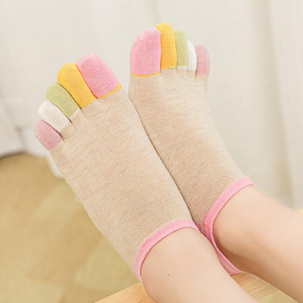 1/5 أزواج من الجوارب الرياضية  - مراجعة Yoga Toe Separator وسعره